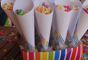 Popcorn Cone Stand
